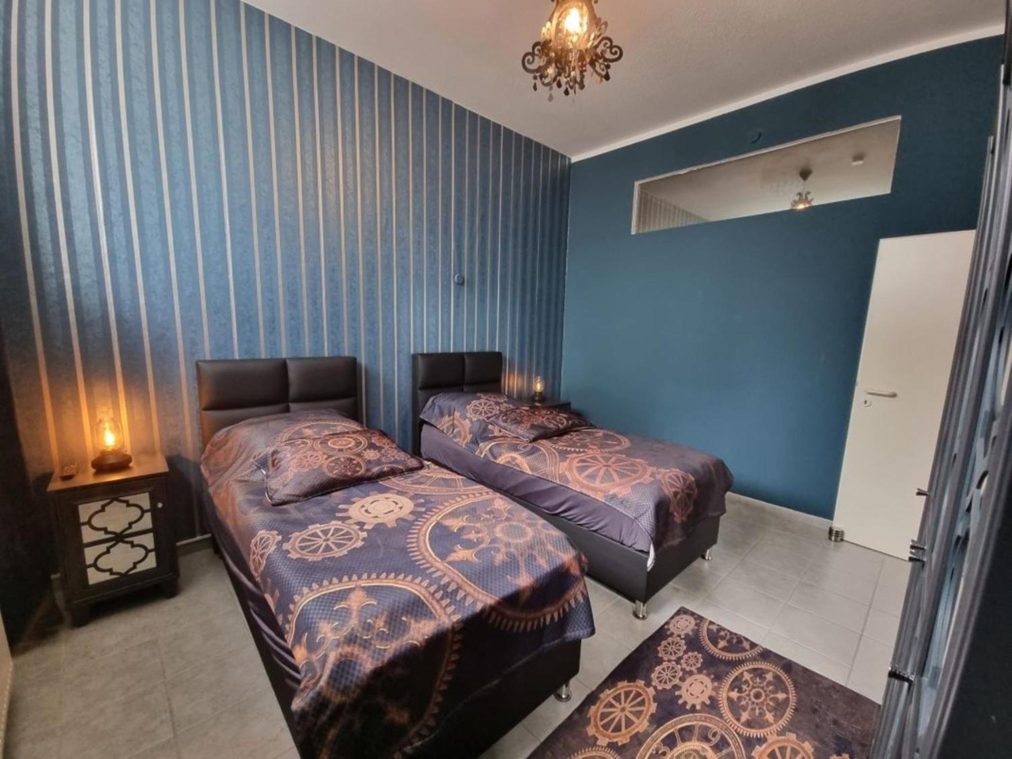 Retroversum Themen-Ferienwohnung Bad Oeynhausen Zewnętrze zdjęcie